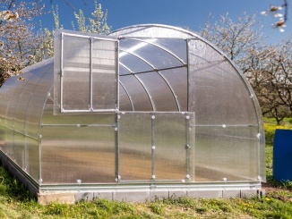 Levné obloukové skleníky – Gutta Gardentec Classic T